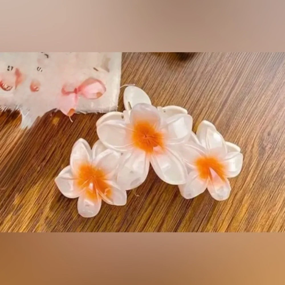 Orange Sherbet & White Hair Claw Clip, New, Large